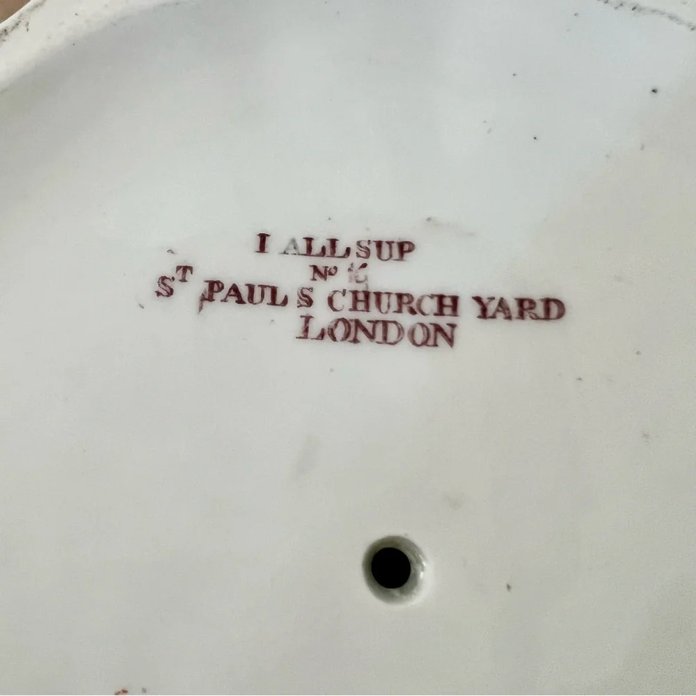 Antique questions leave